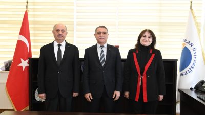 Eğitim Fakültesi Dekanlığına Prof. Dr. Ayfer Şahin Getirildi. Ahi Evran