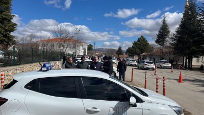 Yasin Gülşen, Motorlu Taşıt Sürücü Kursları Sınavını Ziyaret Etti Kırşehir