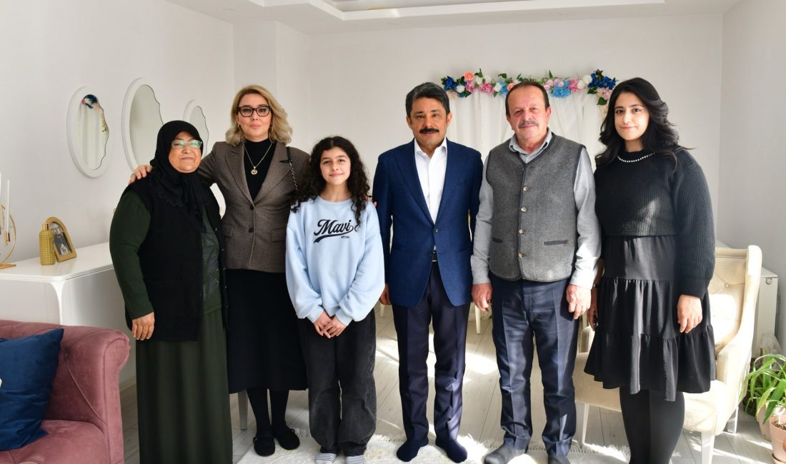 Vali Murat Sefa Demir Şehitlerimizin Aileleri Bize Emanet Vali Murat