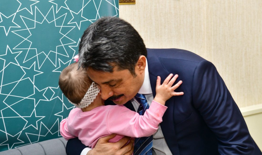 Vali Murat Sefa Demiryürek Koruyucu Ailelerin İftarına Katıldı Vali Murat