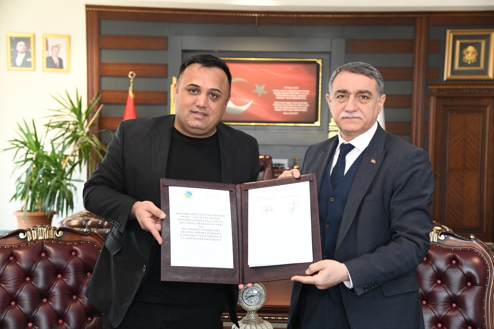 Ahi Evran Üniversitesi Rektörü Prof. Dr. Mustafa Kasım KARAHOCAGİL Kırşehir